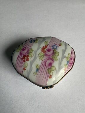 Vintage Limoges Porcelain Floral Pink Trinket Box